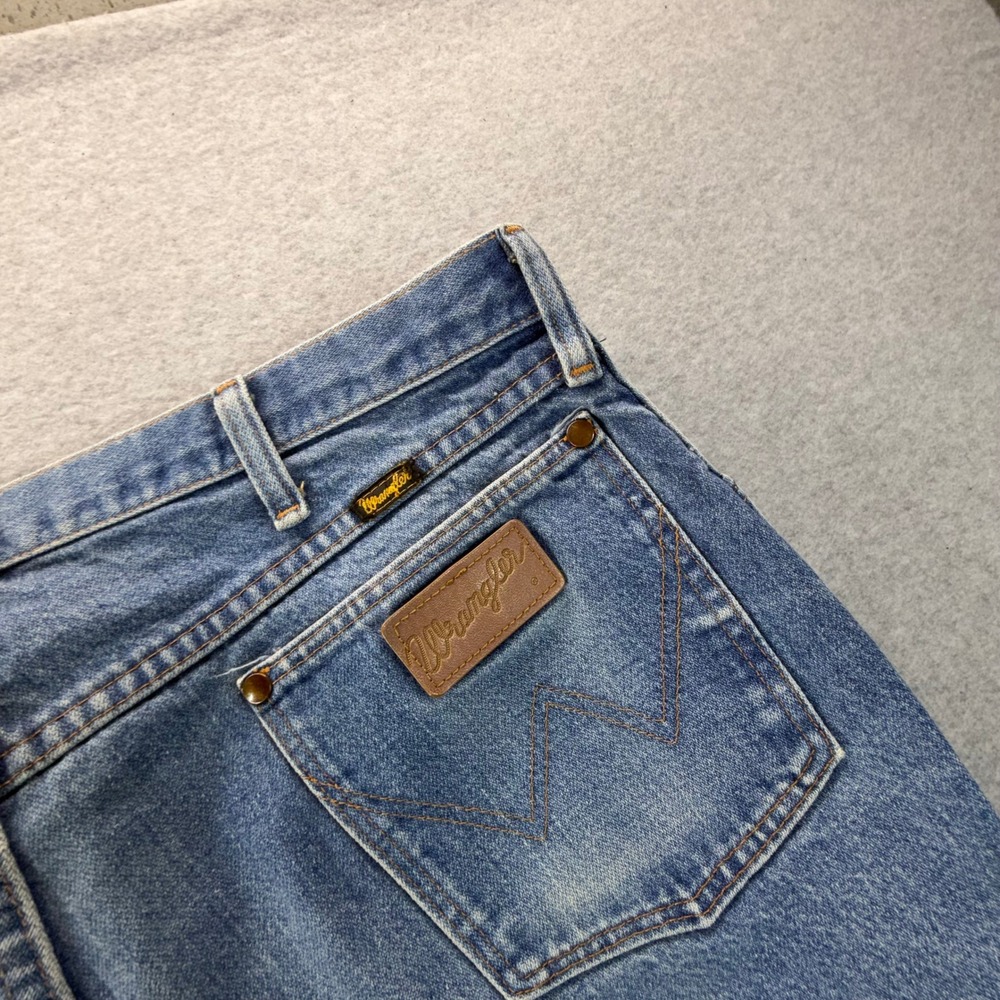 Vintage Wrangler 936DEN Cowboy Cut Slim Fit Jeans Mens 35x31 Blue Made in USA - Picture 9 of 10